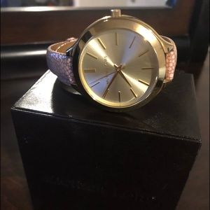 MICHAEL KORS Slim Runway Watch
